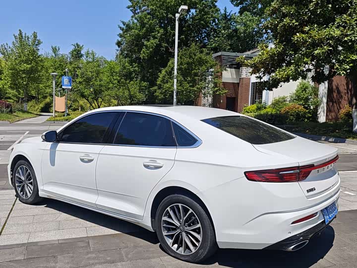 Фото 5 - Geely Preface