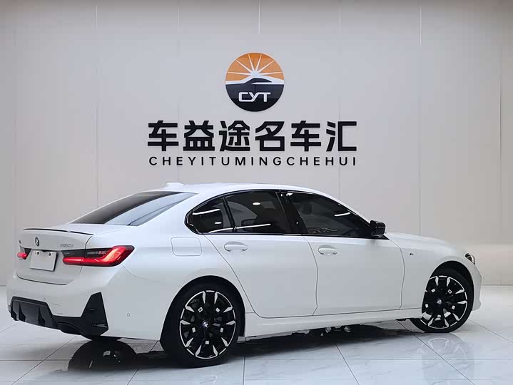 BMW 3 Series 2025 2025款 330i M运动曜夜套装