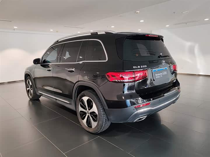 Mercedes-Benz GLB-Class 2024 2024款 改款 GLB 220 时尚型