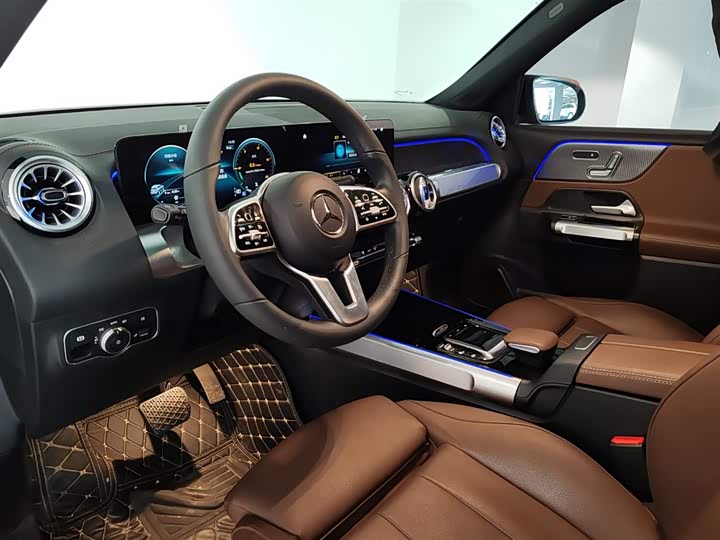 Mercedes-Benz GLB-Class 2024 2024款 改款 GLB 220 时尚型