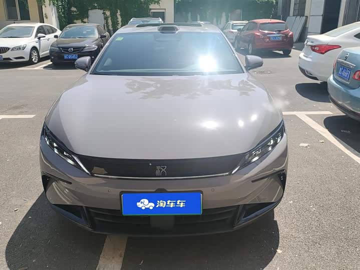 BYD Han 2025 2025款 DM-i 智驾版 125KM尊荣型