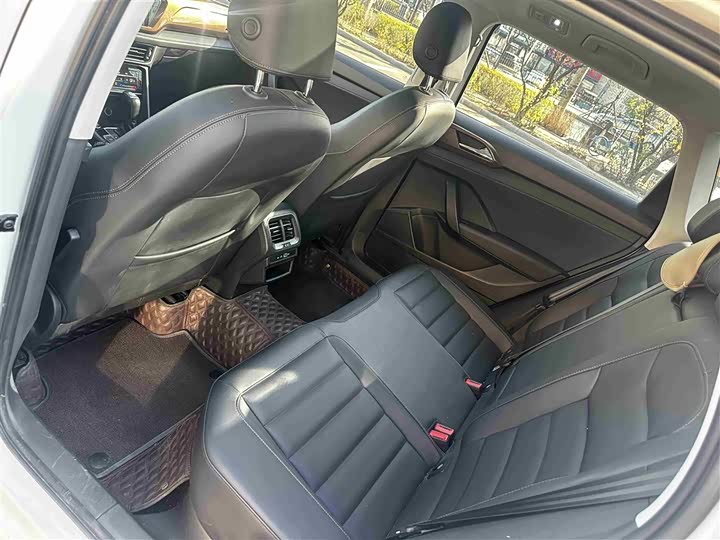 Volkswagen Tharu 2021 2021款 280TSI 两驱豪华版PLUS
