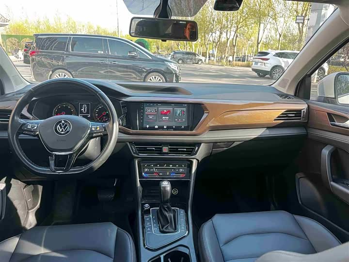 Volkswagen Tharu 2021 2021款 280TSI 两驱豪华版PLUS