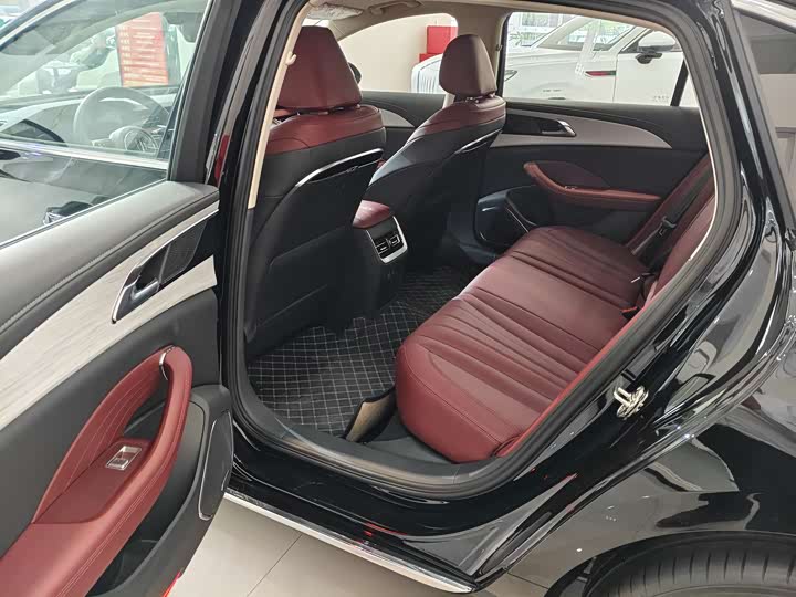 Hongqi H5 Hybrid 2025 2025款 130 超混版