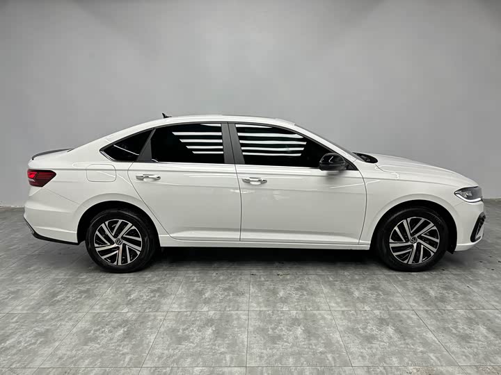 Volkswagen Lavida 2024 2024款 300TSI DSG星空满逸版