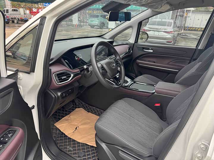 Zdjęcie 4 - GAC Trumpchi M6