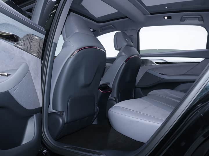 Voyah Passion 2024 2024款 PHEV 四驱超长续航旗舰版