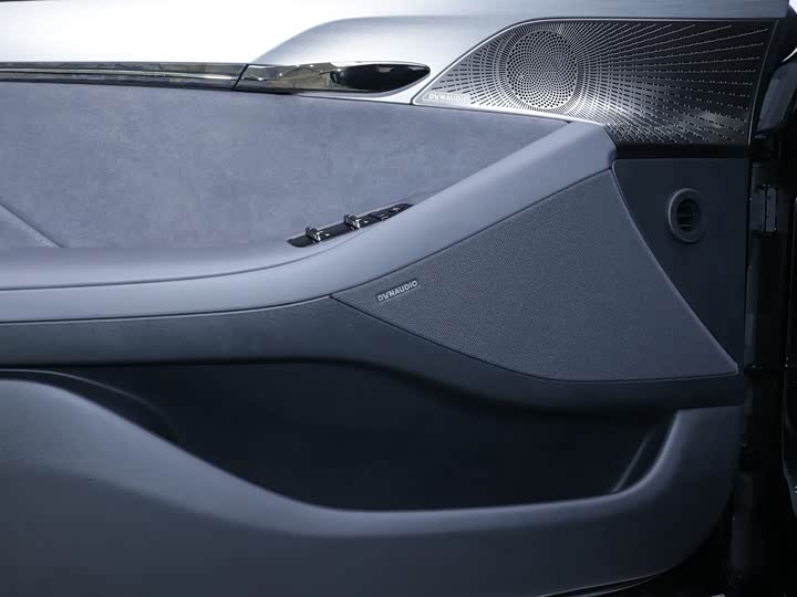 Voyah Passion 2024 2024款 PHEV 四驱超长续航旗舰版