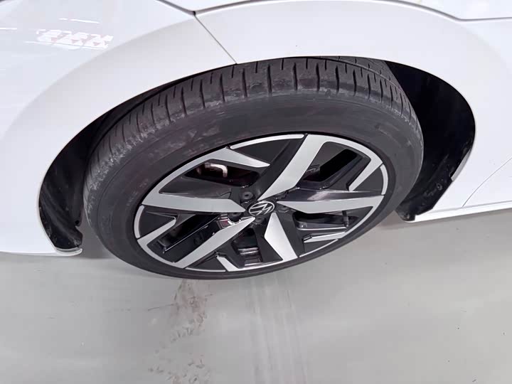 Volkswagen Lamando L 2024 2024款 凌渡L 280TSI DSG酷辣版