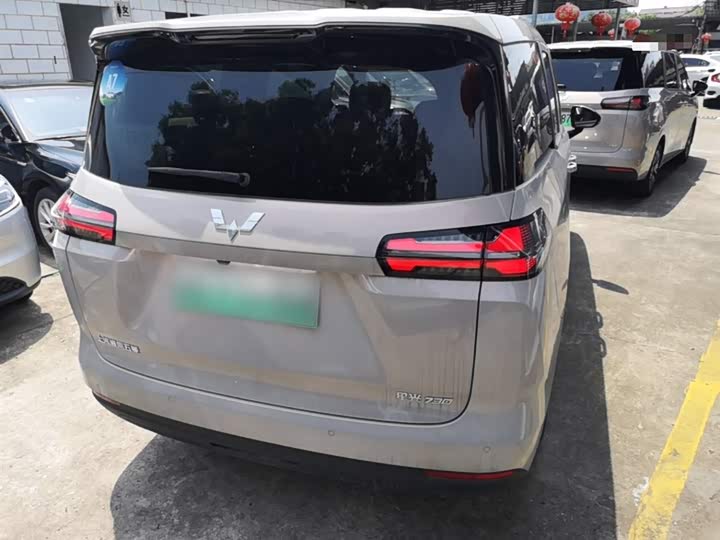 Wuling Starlight 730 Hybrid/EV 2025 2025款 插混 125km 豪华型