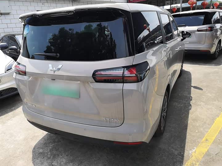 Wuling Starlight 730 Hybrid/EV 2025 2025款 插混 125km 豪华型