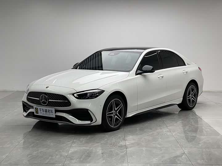 Фото 1 - Mercedes-Benz C-Class