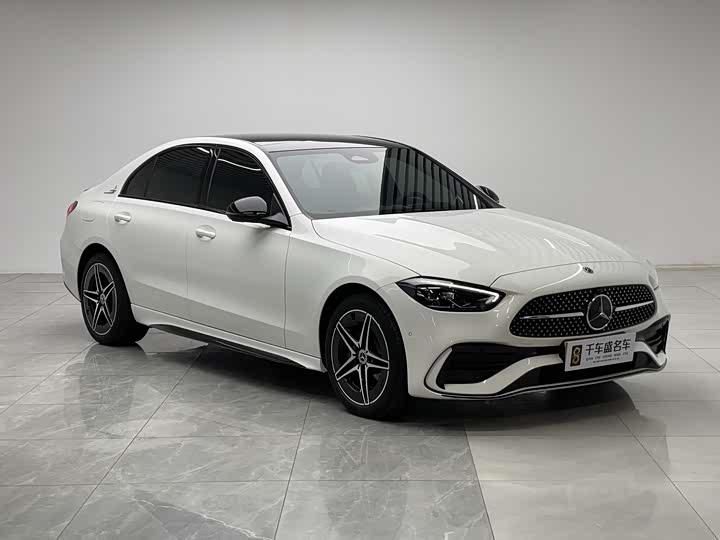 Фото 3 - Mercedes-Benz C-Class
