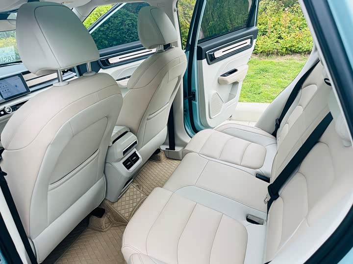 Geely Icon 2023 2023款 1.5TD 巧克力醇臻版