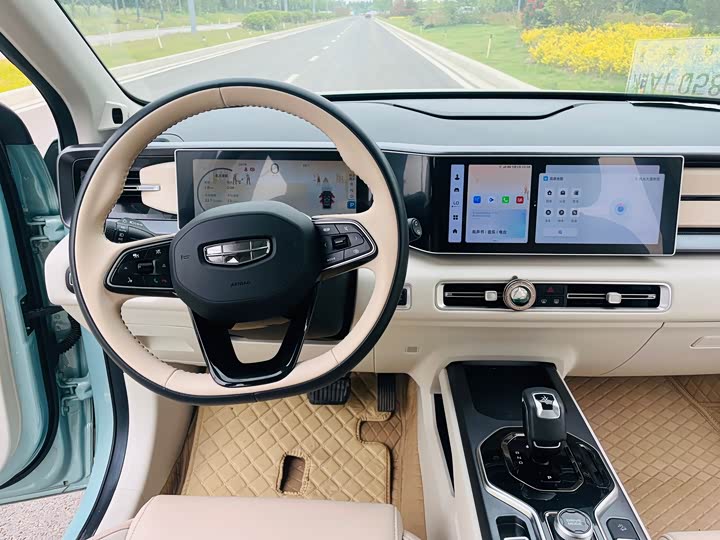Geely Icon 2023 2023款 1.5TD 巧克力醇臻版