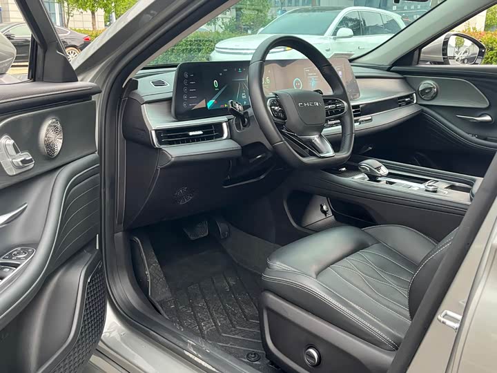 Zdjęcie 5 - Chery Arrizo 8
