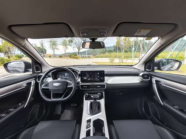 Geely Coolray 2025 2025款 1.5L CVT 超能