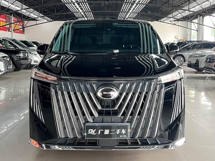 Фото 2 - GAC Trumpchi M8