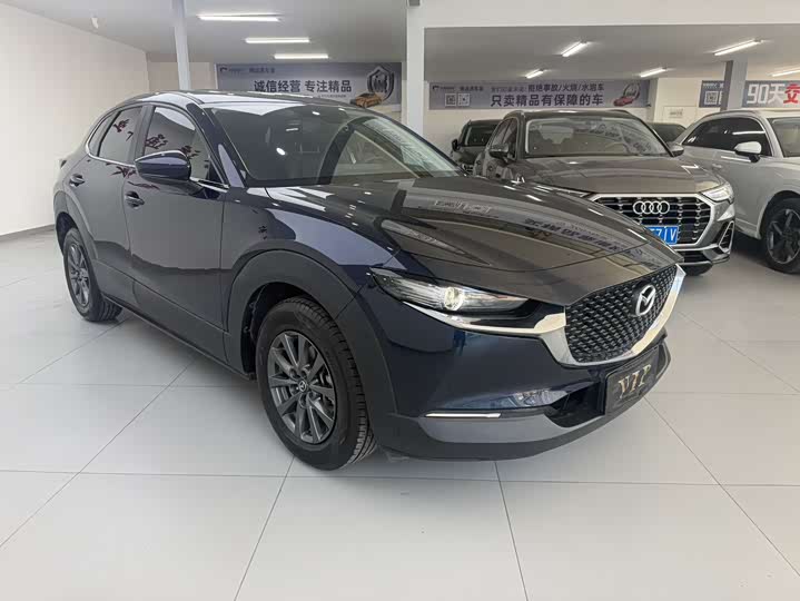 Zdjęcie 3 - Mazda CX-30