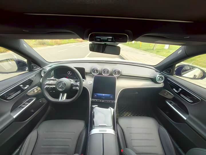 Фото 6 - Mercedes-Benz C-Class