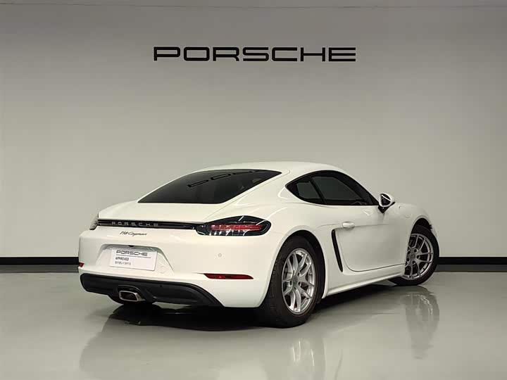 2023 Porsche 718