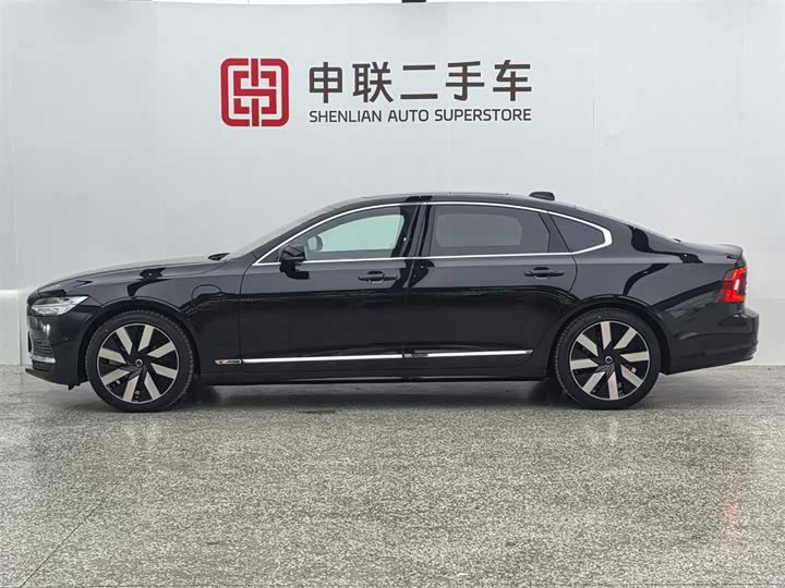 Volvo S90 Hybrid 2025 2025款 插电式混动 四驱长续航智雅豪华版