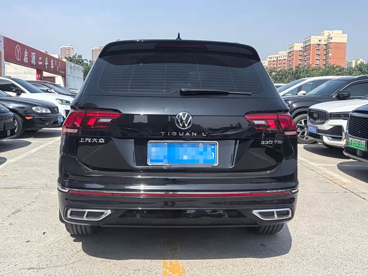 Фото 3 - Volkswagen Tiguan L Pro