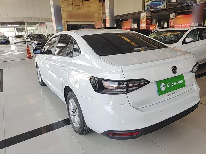 Фото 5 - Volkswagen Lavida