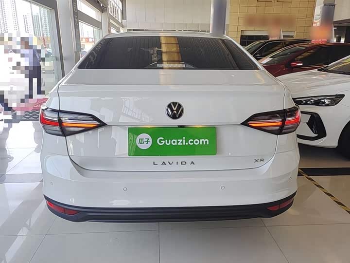 Фото 6 - Volkswagen Lavida