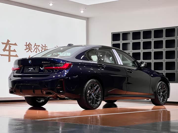 BMW 3 Series 2025 2025款 330Li M运动曜夜套装