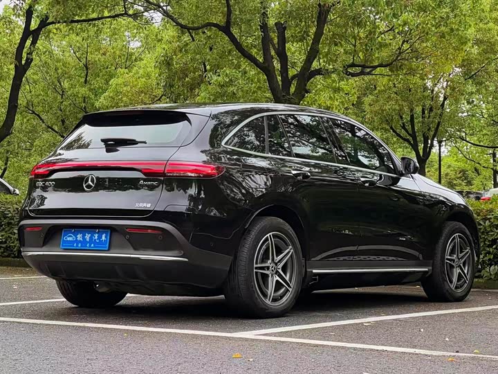 2021 Mercedes-Benz EQC