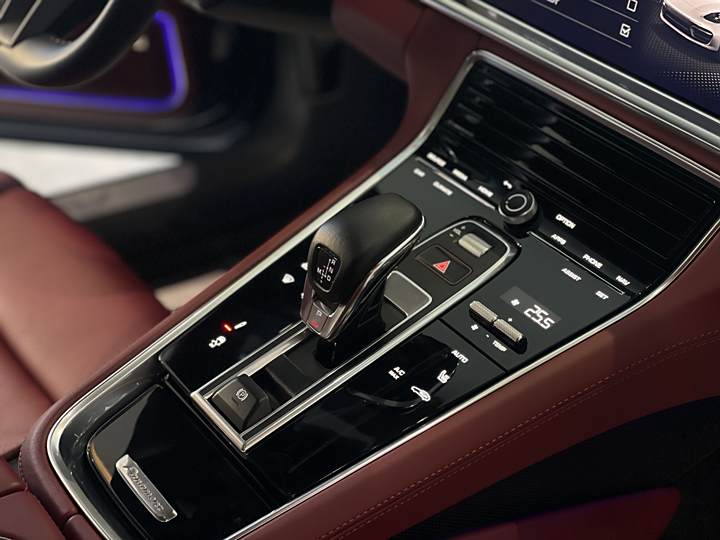 Фото 15 - Porsche Panamera