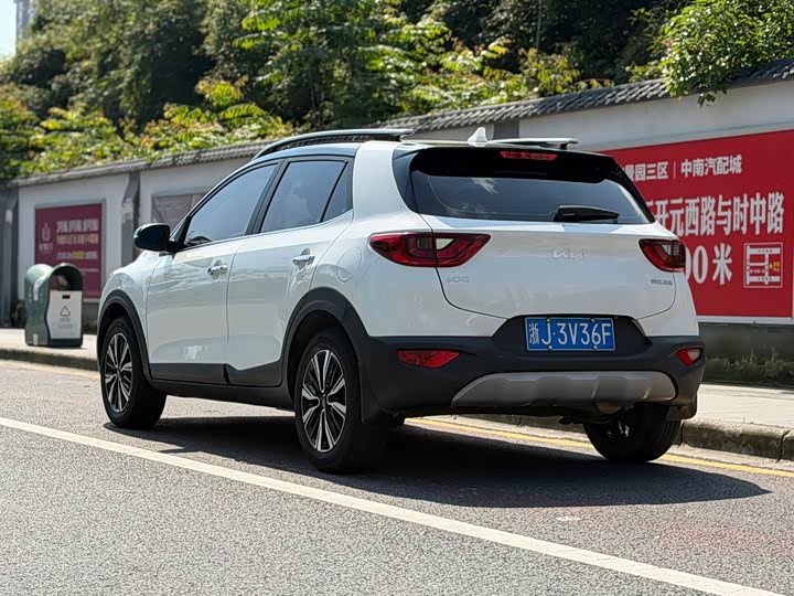 Kia KX1 2021 2021款 1.4L CVT天窗款