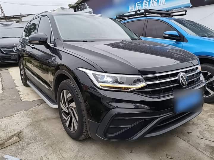 Фото 4 - Volkswagen Tiguan L Pro