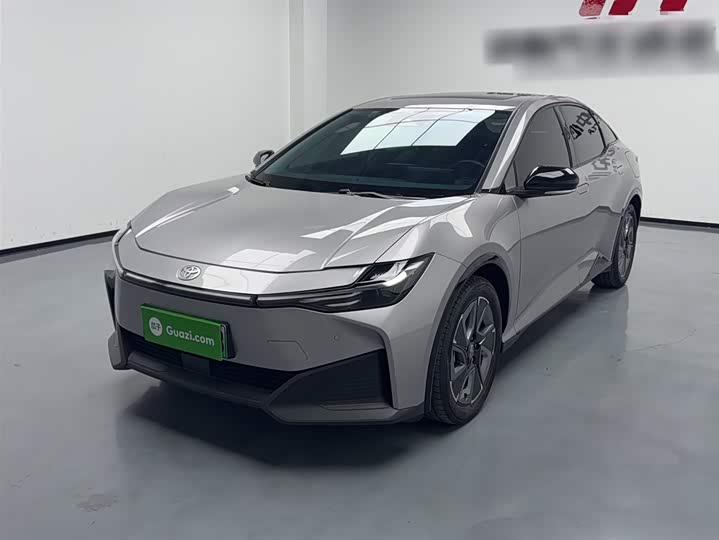 Фото 2 - Toyota bZ3