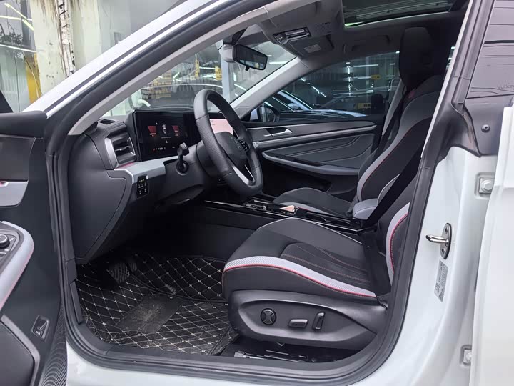 Volkswagen Lamando L 2024 2024款 凌渡L 280TSI DSG酷辣版