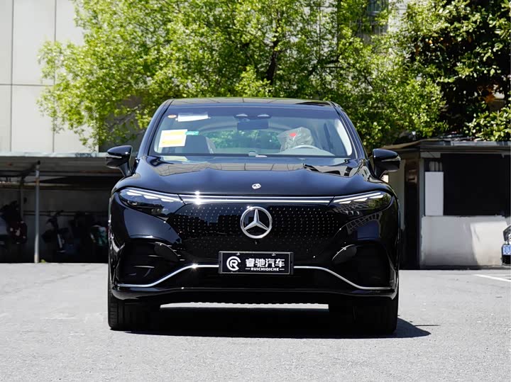 2025 Mercedes-Benz EQS SUV