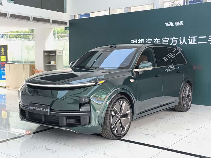 LiXiang L9 2025 2025款 Ultra 智能焕新版