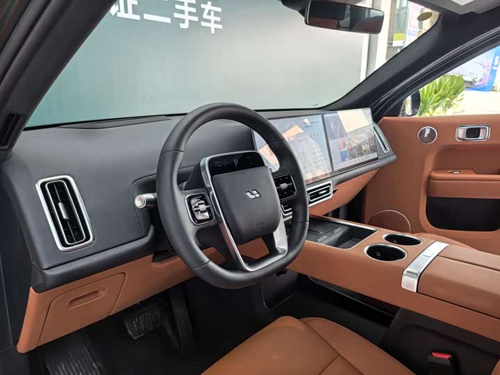 LiXiang L9 2025 2025款 Ultra 智能焕新版