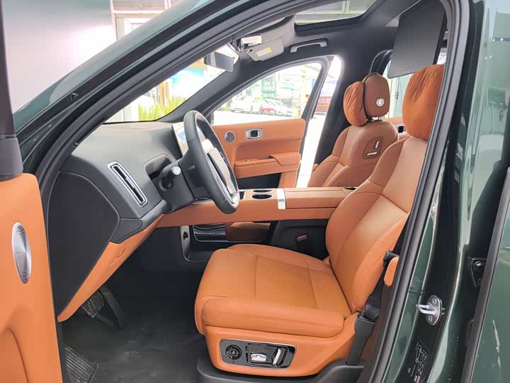 LiXiang L9 2025 2025款 Ultra 智能焕新版