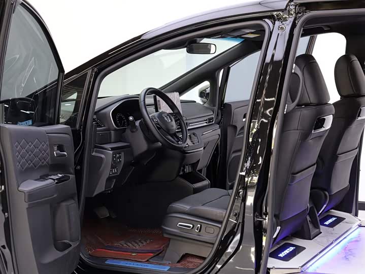 Honda Elysion 2024 2024款 2.0L e:HEV 豪华版