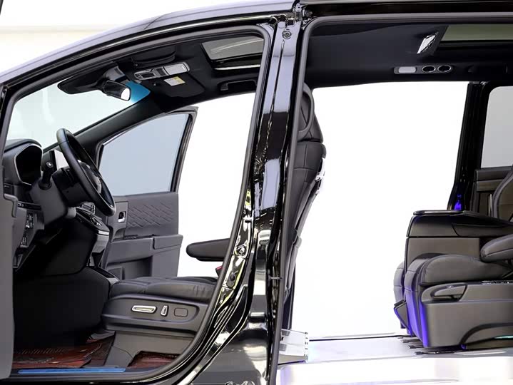 Honda Elysion 2024 2024款 2.0L e:HEV 豪华版