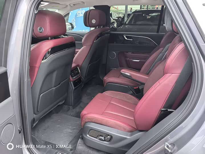 Hongqi E-HS9 2022 2022款 690km 旗享版 六座