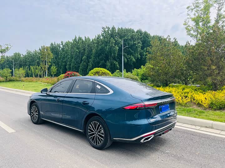 Geely Emgrand 2026 2026款 第5代 1.5T DCT尊贵型