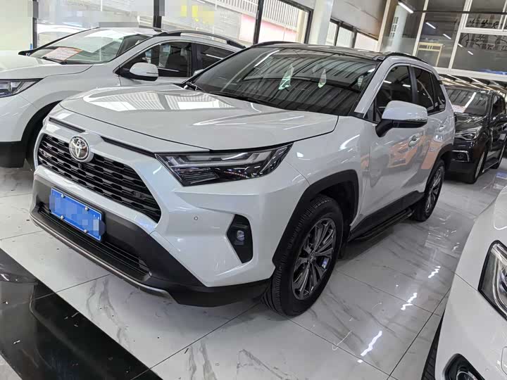 Toyota RAV4 2024 2024款 2.0L CVT两驱风尚Plus版