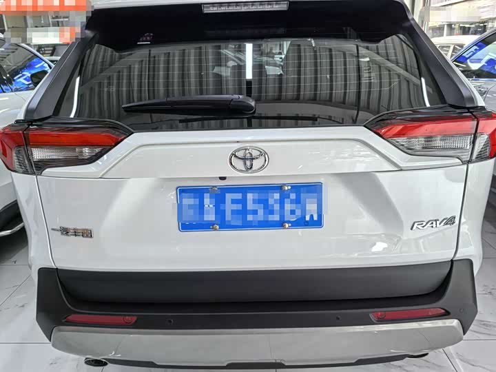 Toyota RAV4 2024 2024款 2.0L CVT两驱风尚Plus版