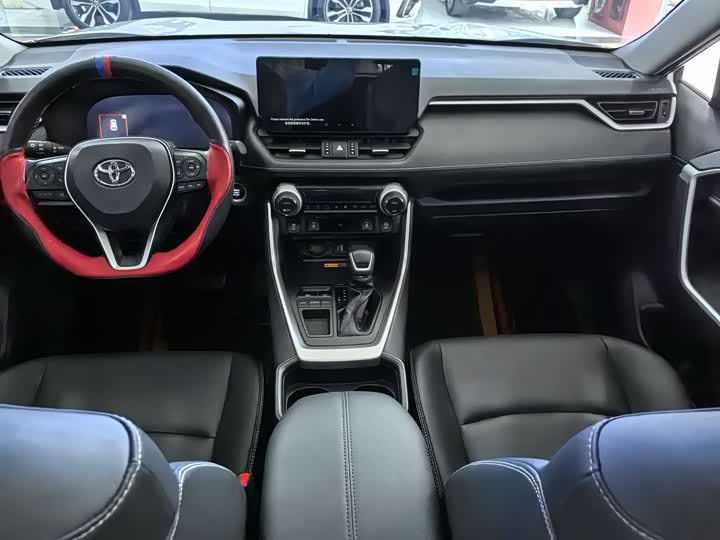 Toyota RAV4 2024 2024款 2.0L CVT两驱风尚Plus版