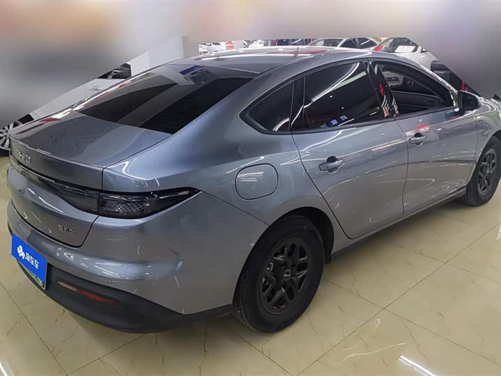 BYD Seal 05 DM-i Hybrid 2025 2025款 DM-i 智驾版 55KM豪华型
