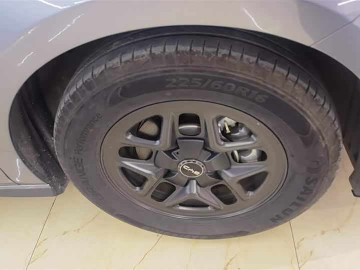 BYD Seal 05 DM-i Hybrid 2025 2025款 DM-i 智驾版 55KM豪华型