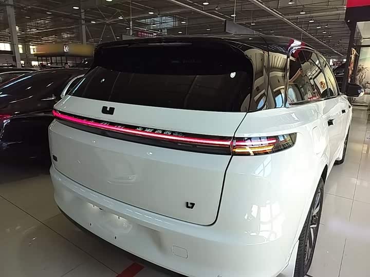Фото 7 - LiXiang L7